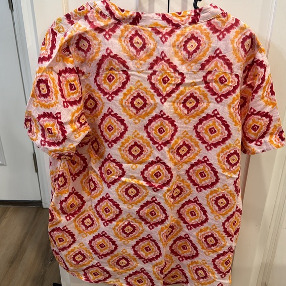 Women’s size 1x. PTP is 25.5” and length is 27”. - Picture 2 of 4